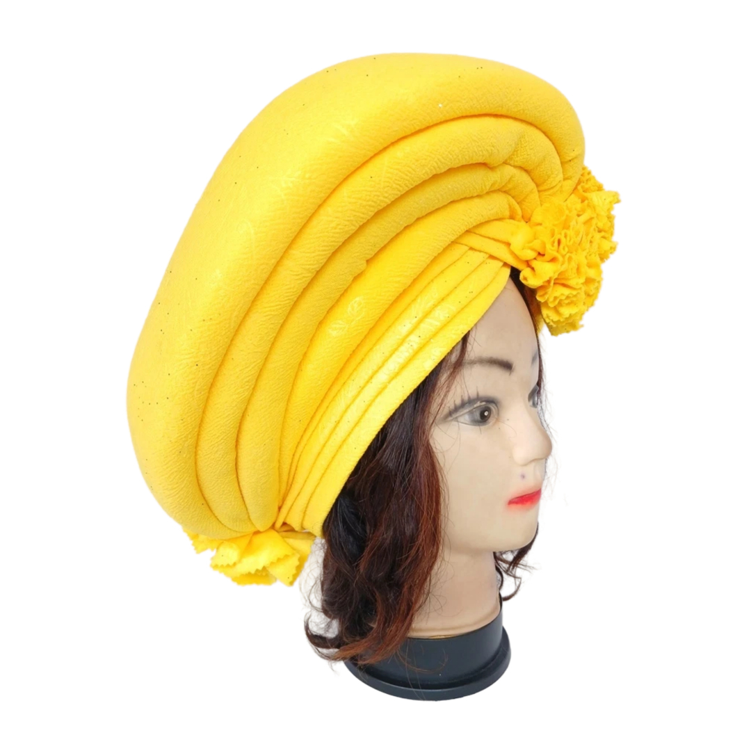 Turban jaune avec grosse bande et fleur