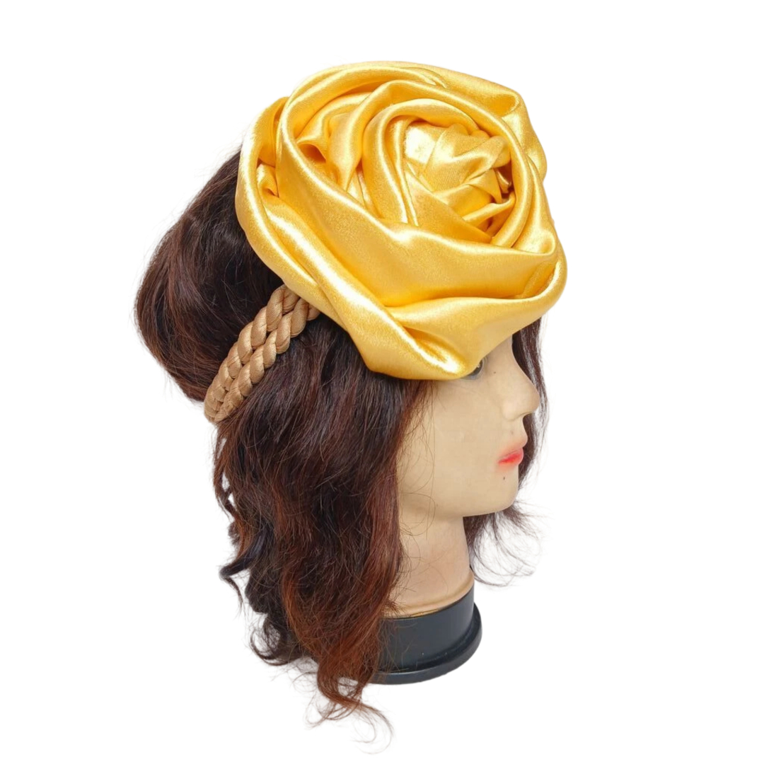 Bandeau or à corde avec fleur