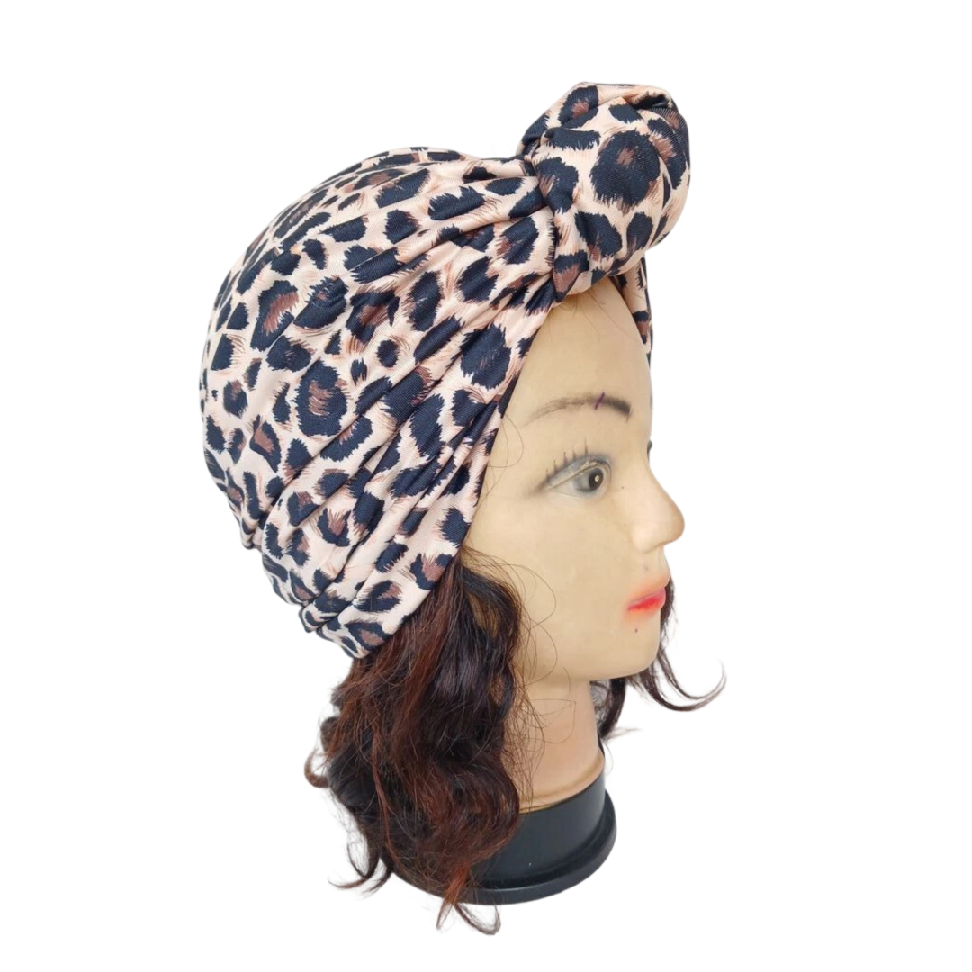 Turban motif léopard avec nœud
