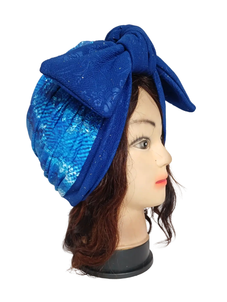 Turban à motifs bleu avec noeud